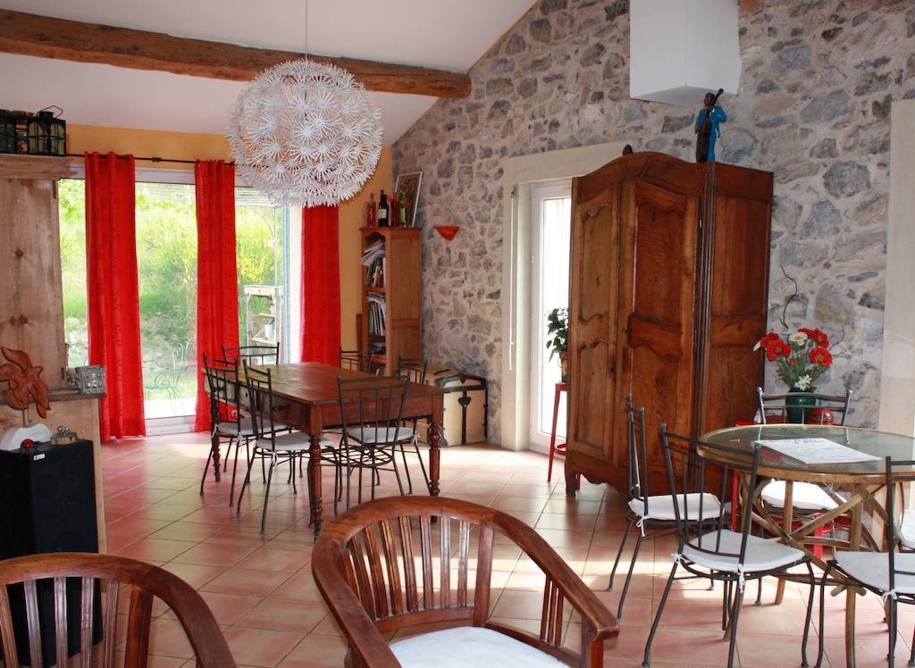 Domaine De "Creva-Tinas" Bed & Breakfast Mailhac Екстериор снимка